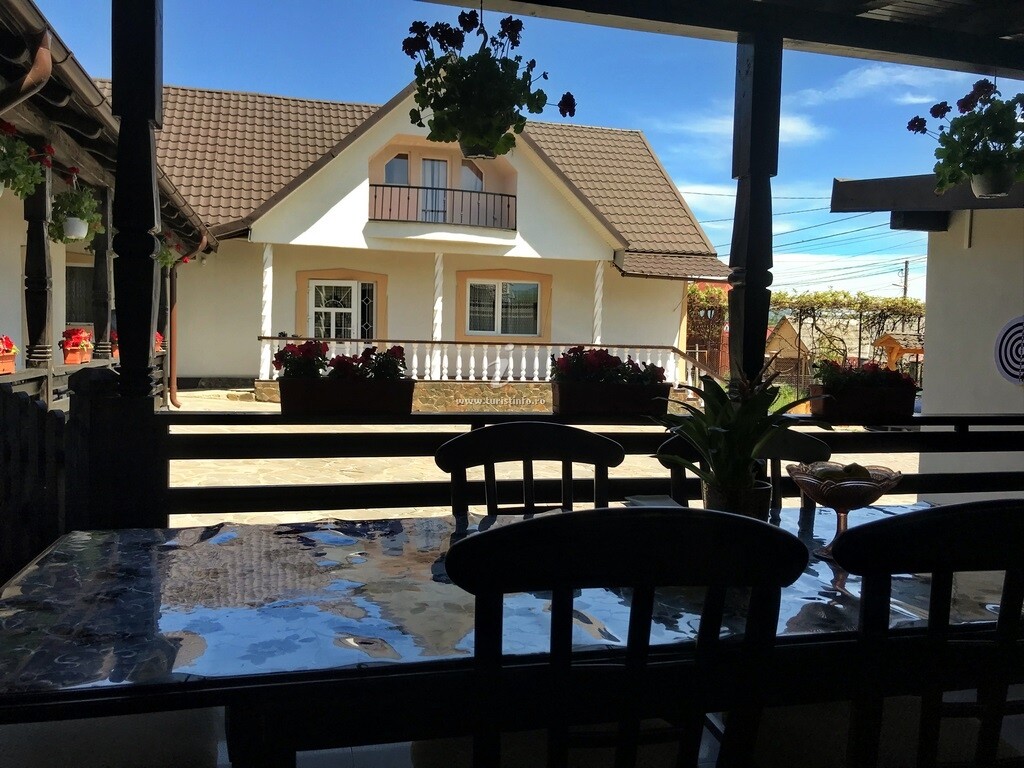 Camere de închiriat La Dory