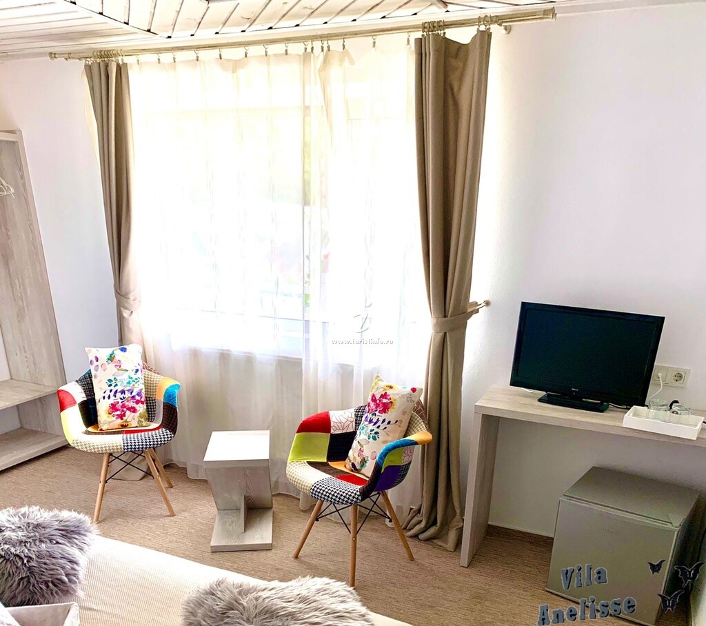 Camere de închiriat Anelisse Inn