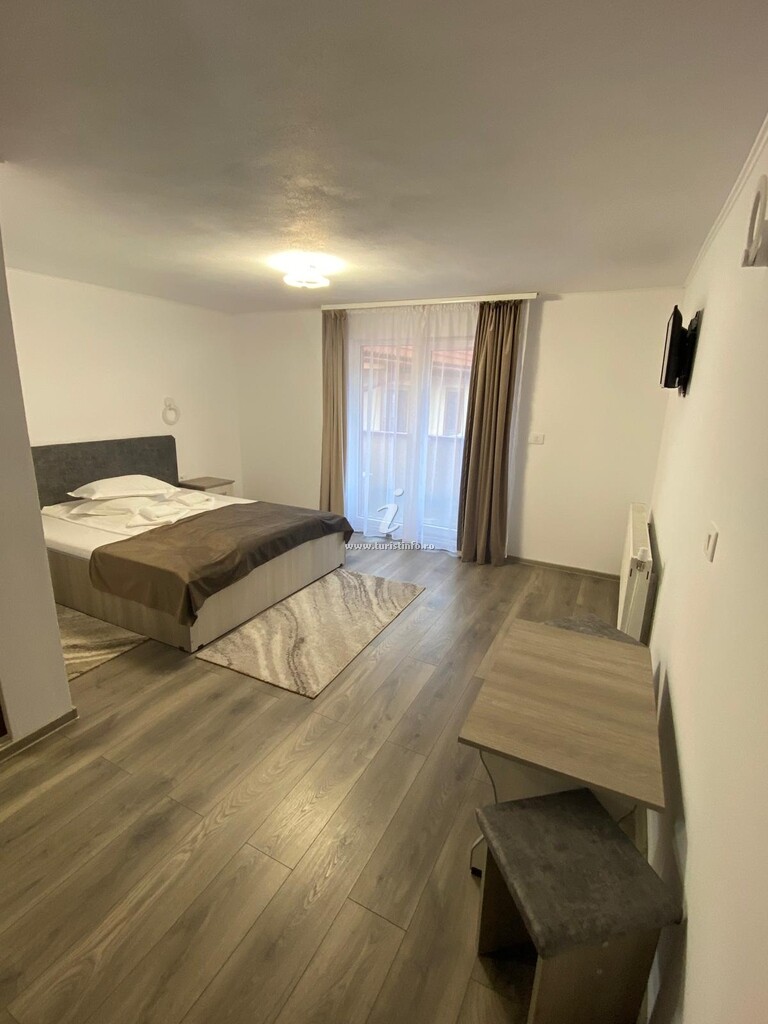 Casa Adrian