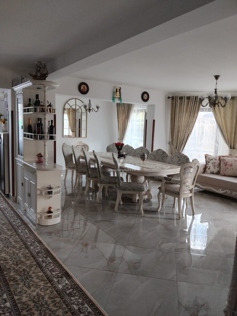 Casa Coșnencuța din Bucovina