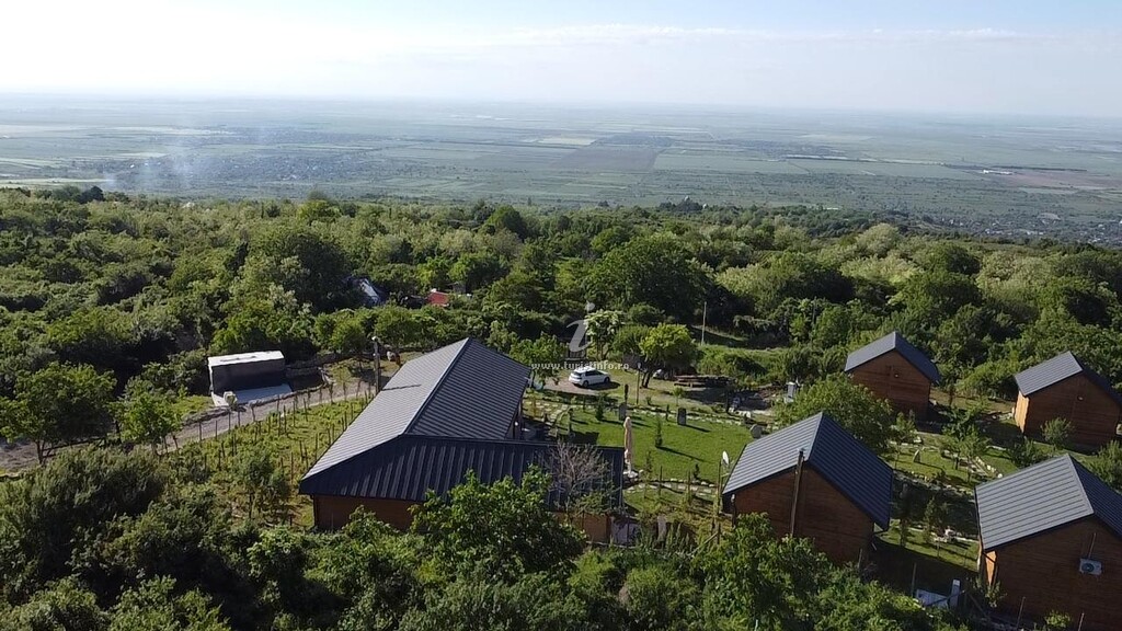 Căsuțe tip camping La Rasay Chalet