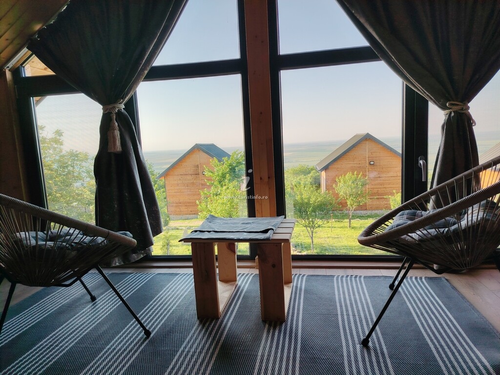 Căsuțe tip camping La Rasay Chalet