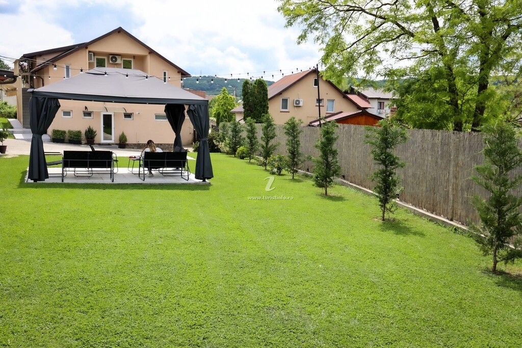 Pensiunea Prestige House Delux