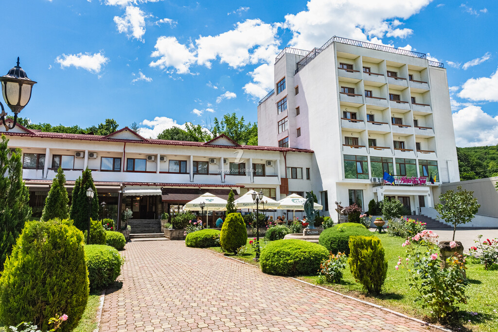 Hotel Sallaris