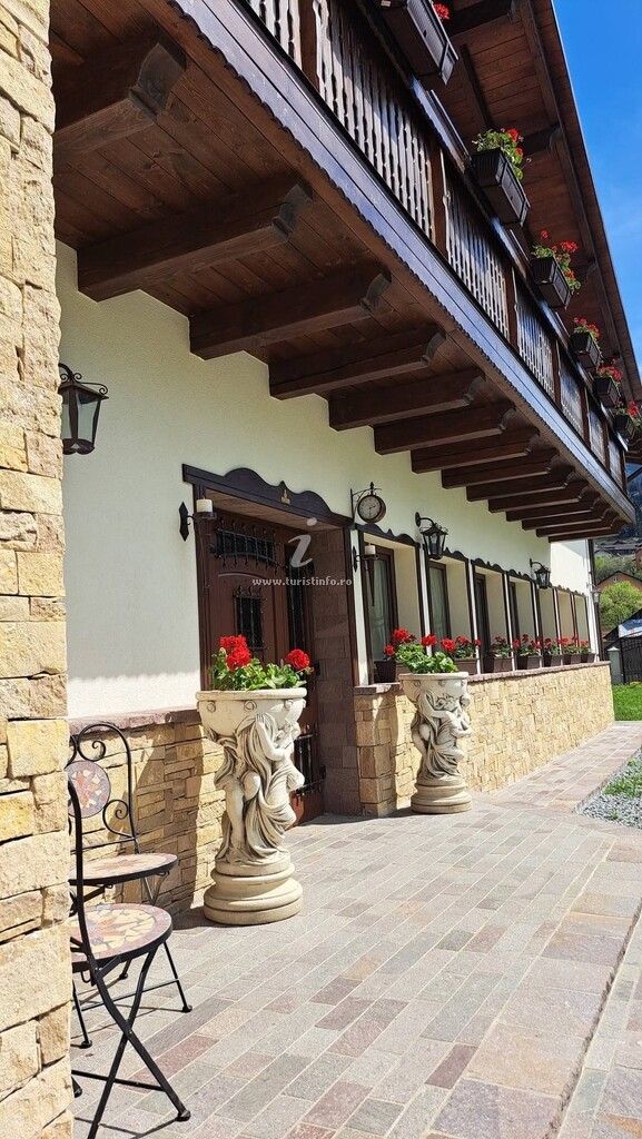 Casa Antic