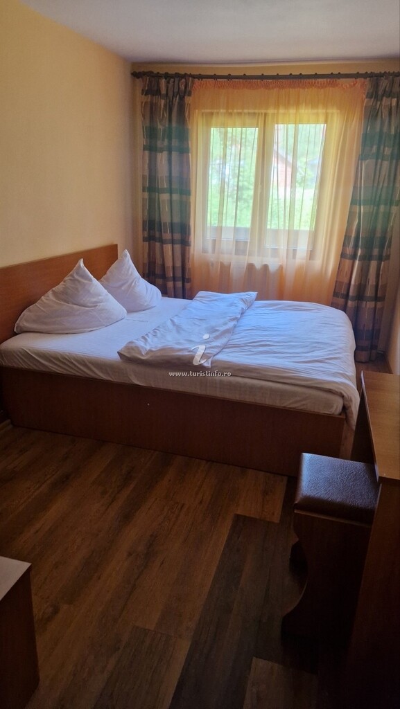 Camere de închiriat Lia Ciocârlia