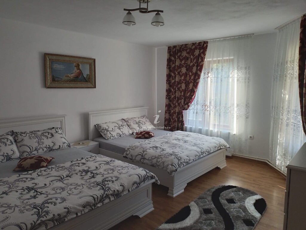 Casa Mary Fluțar