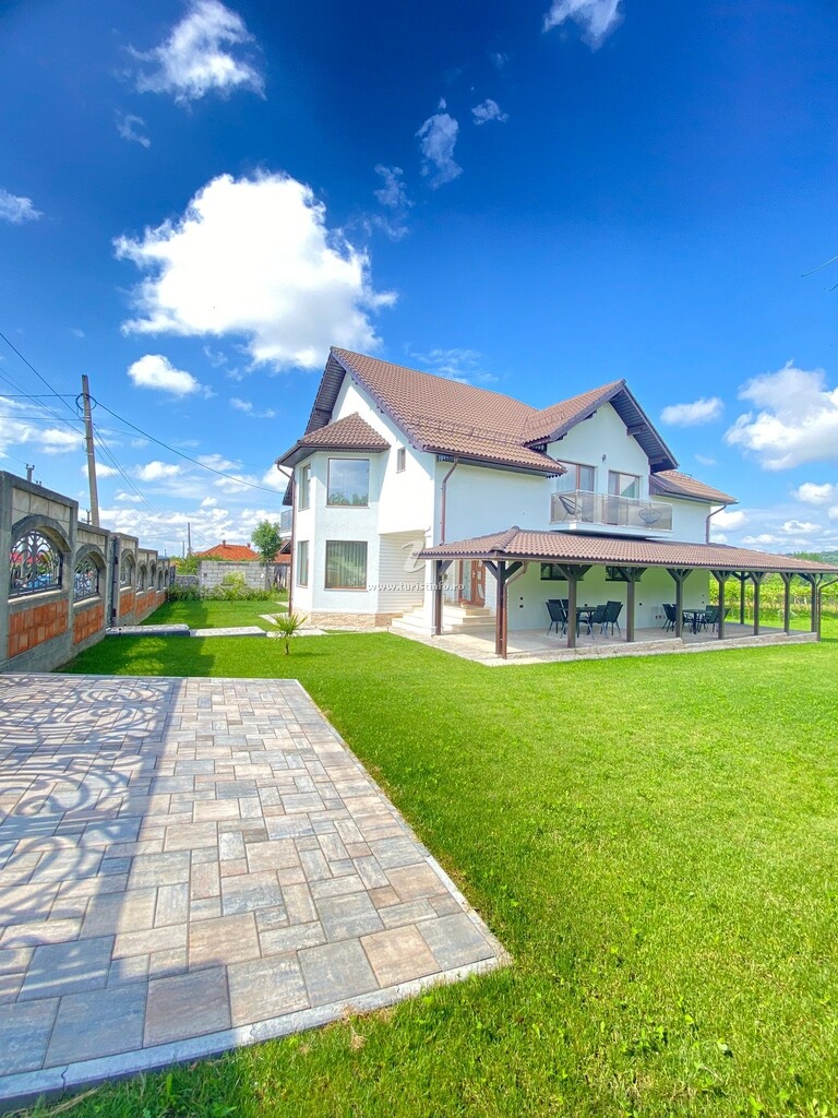 Pensiunea Alpine Grace Retreat
