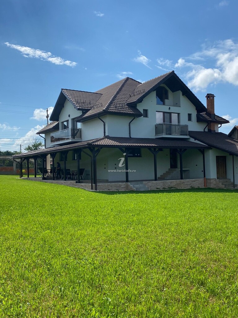 Pensiunea Alpine Grace Retreat