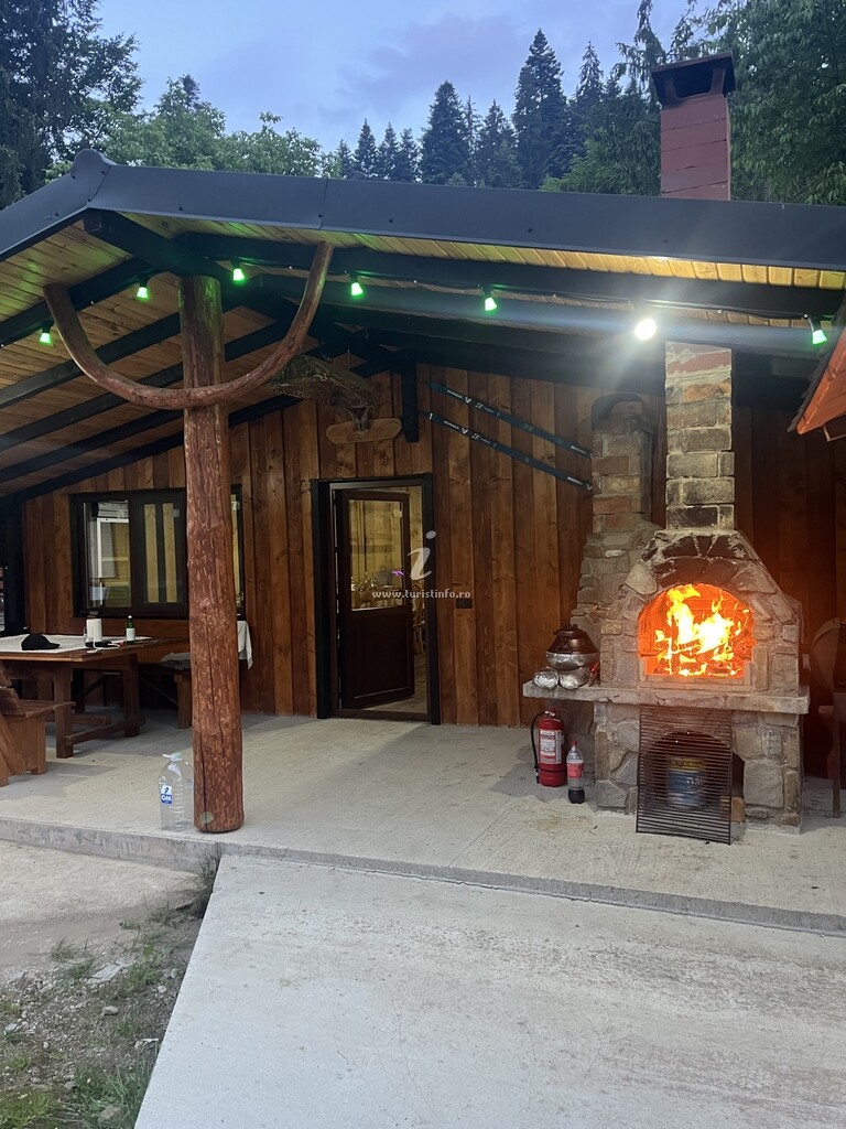 Camere de închiriat Lia Ciocârlia