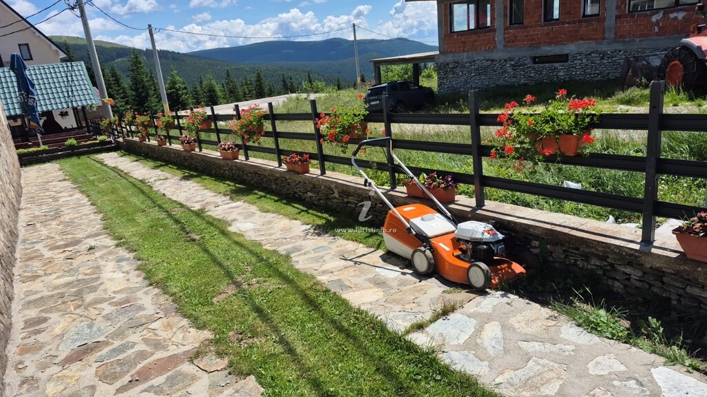 Pensiunea Brandușa