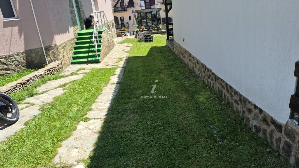 Pensiunea Brandușa