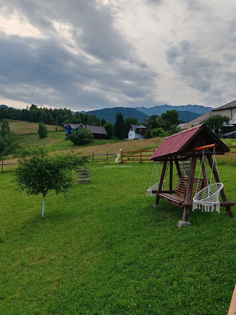 Casa Felinarul Munților