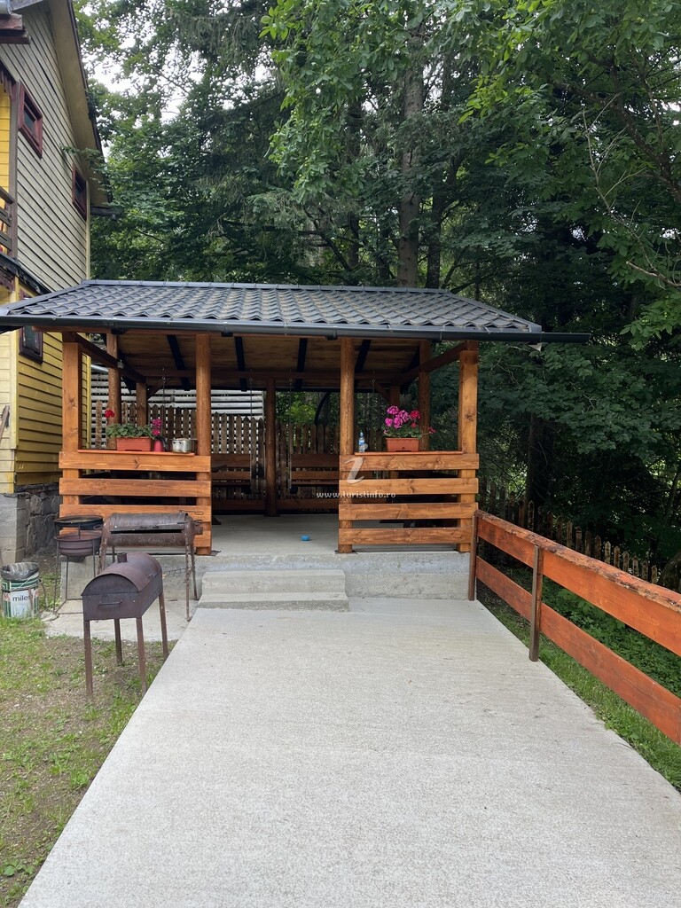 Camere de închiriat Lia Ciocârlia
