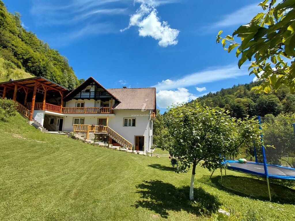 Pensiunea Casa de Sub Deal