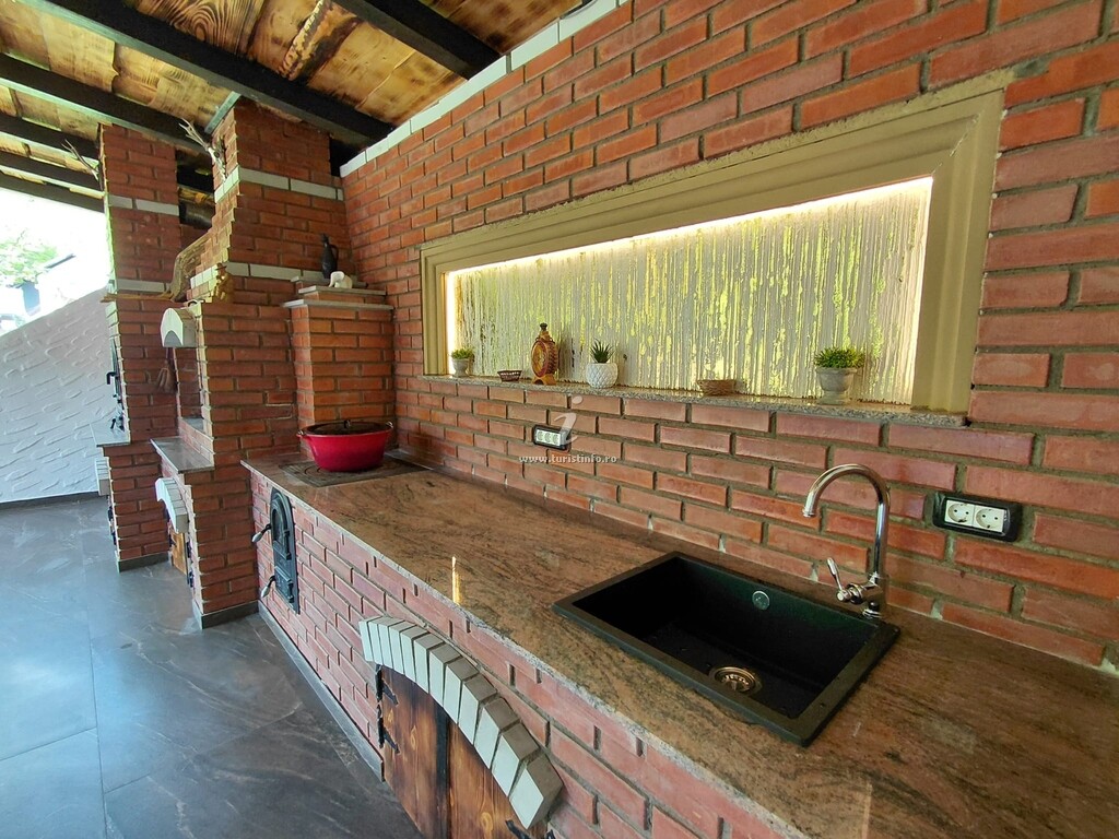 Pensiunea Casa de Sub Deal