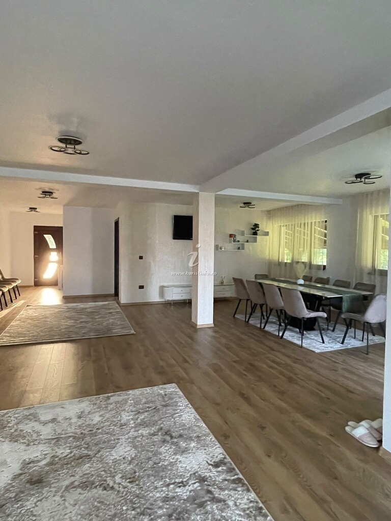 Pensiunea Alpine Grace Retreat