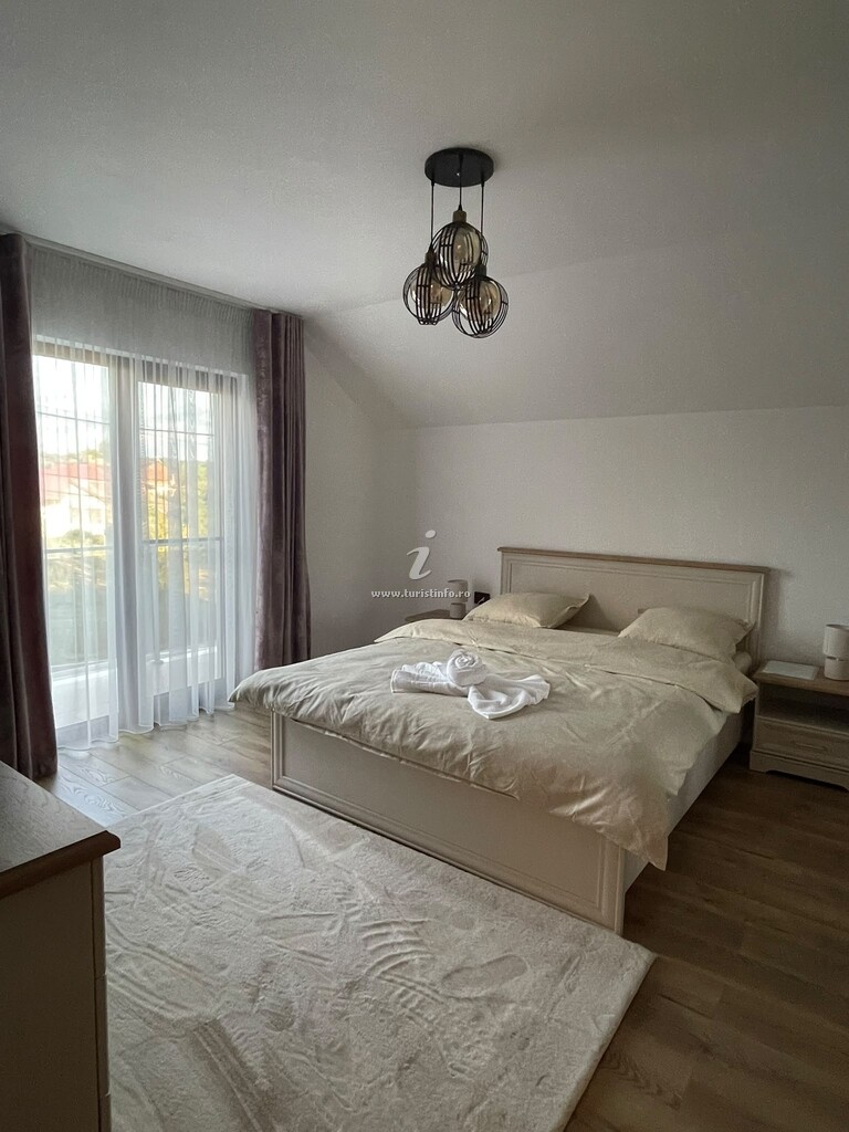 Pensiunea Alpine Grace Retreat