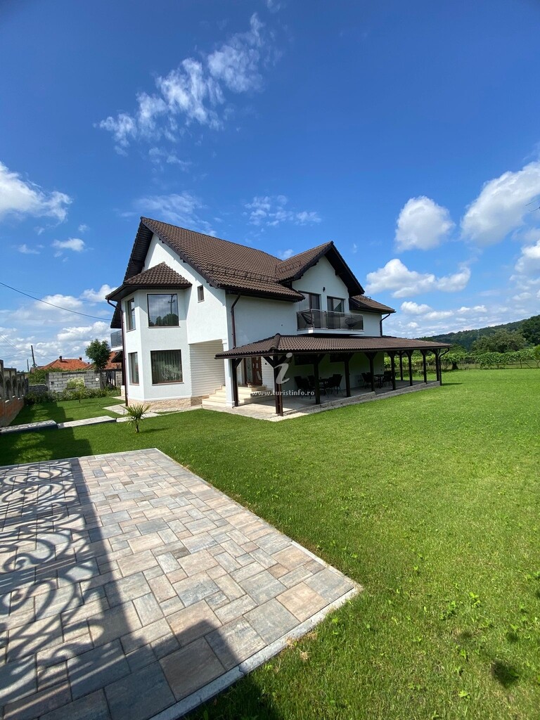 Pensiunea Alpine Grace Retreat