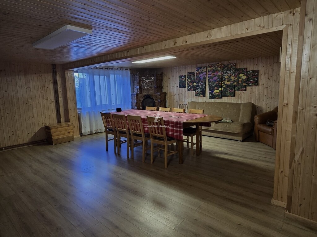 Cabana Ancuța și Rustic