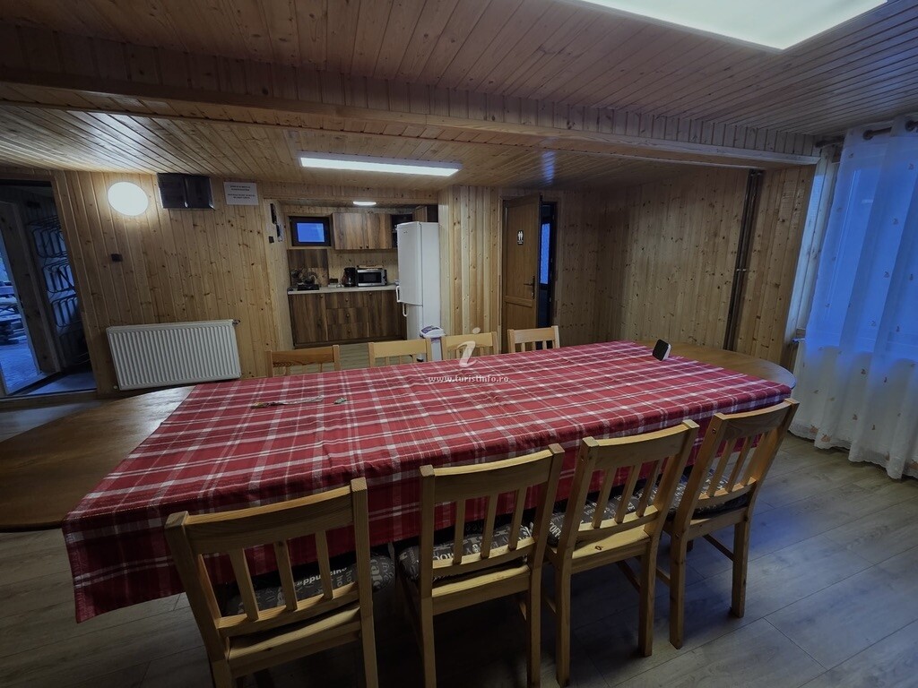 Cabana Ancuța și Rustic