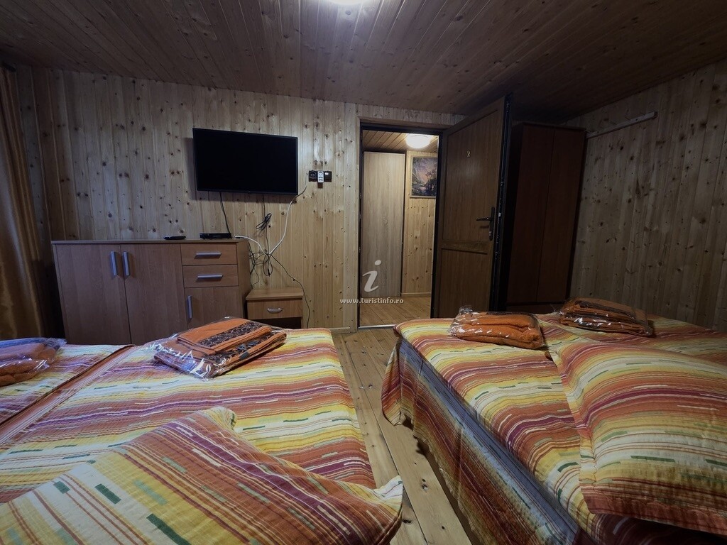 Cabana Ancuța și Rustic
