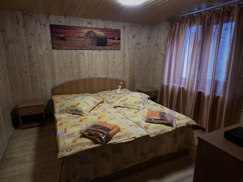 Cabana Ancuța și Rustic