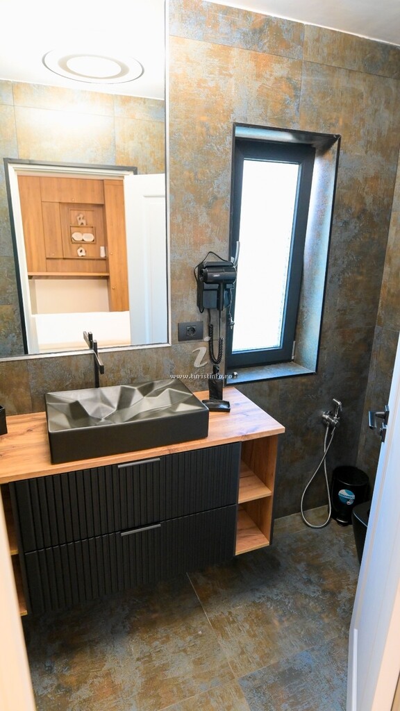 Camere de închiriat MaLuThi
