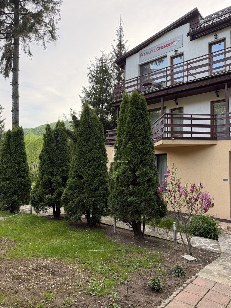 Pensiunea Crescent