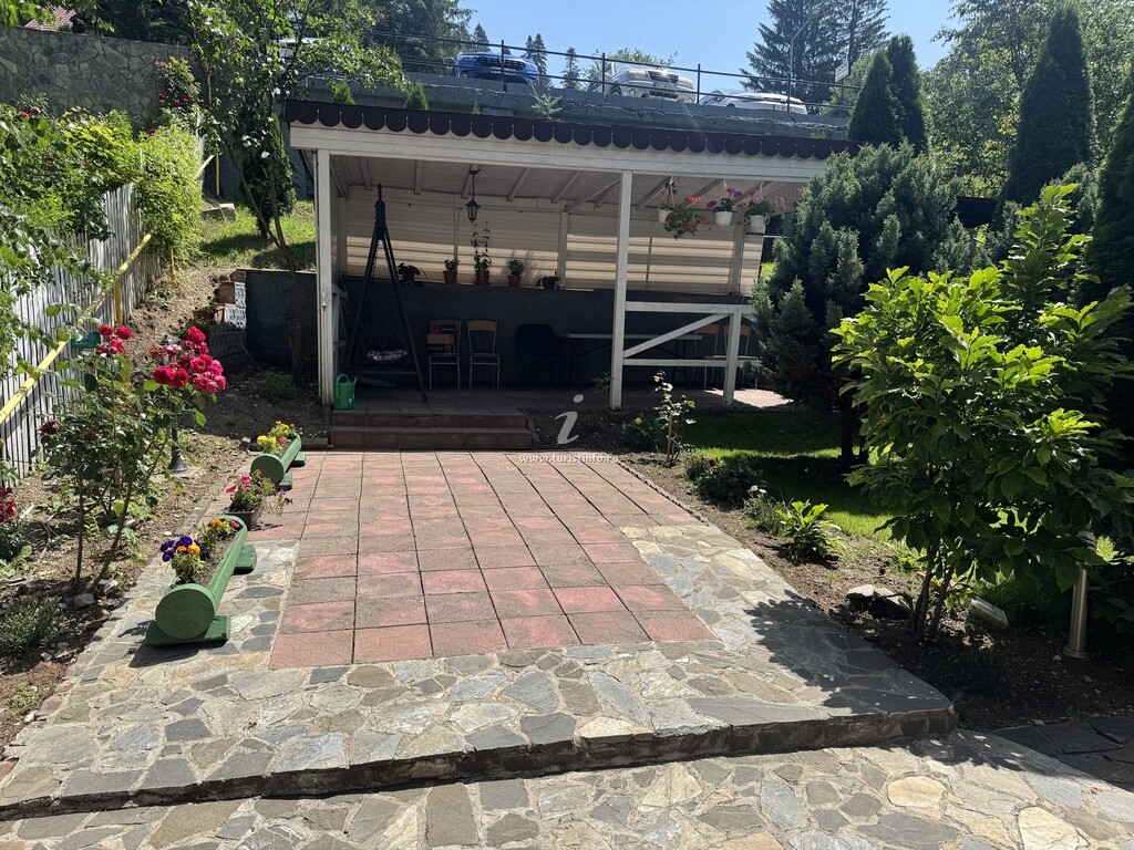 Pensiunea Crescent