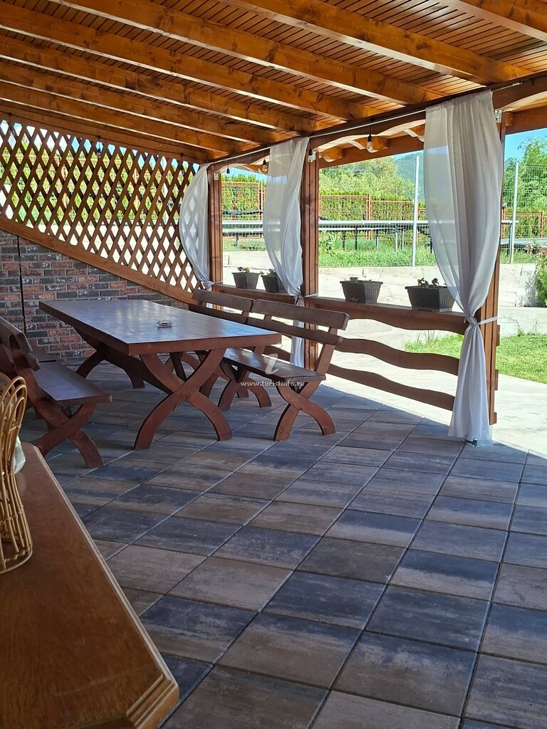Casa Favorit