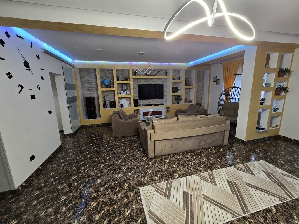Casa dintre Brazi