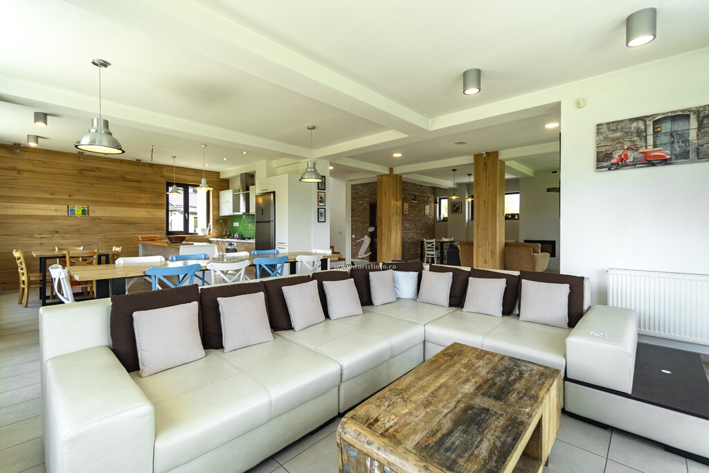 Camere de închiriat Panorama