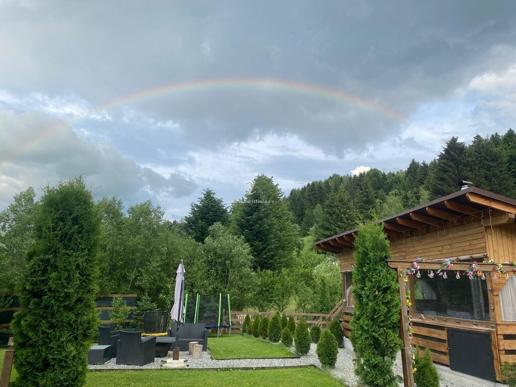 Cabana La Bătrânu