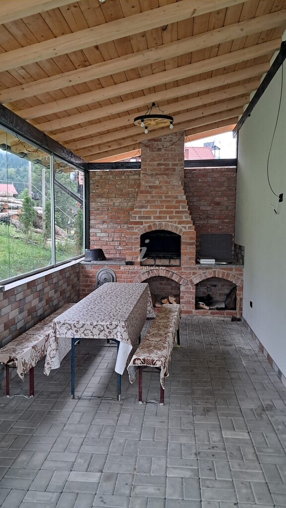 Casa dintre Brazi