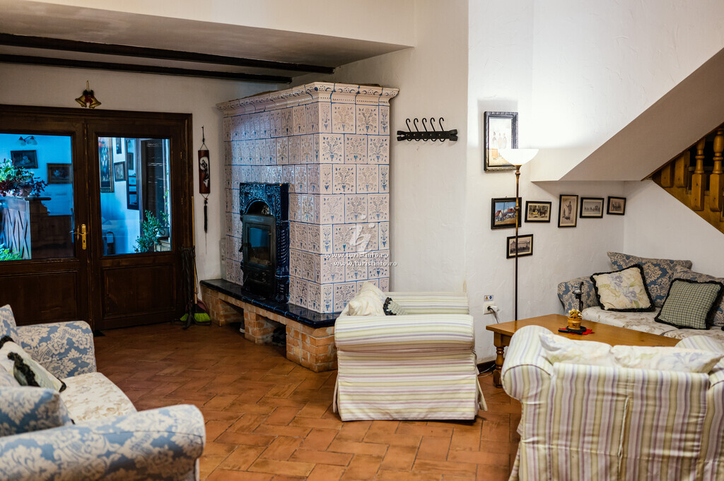Pensiunea Casa Moțului