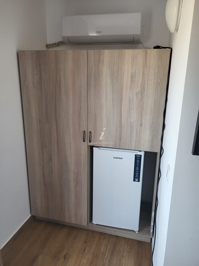 Camere de închiriat Florin