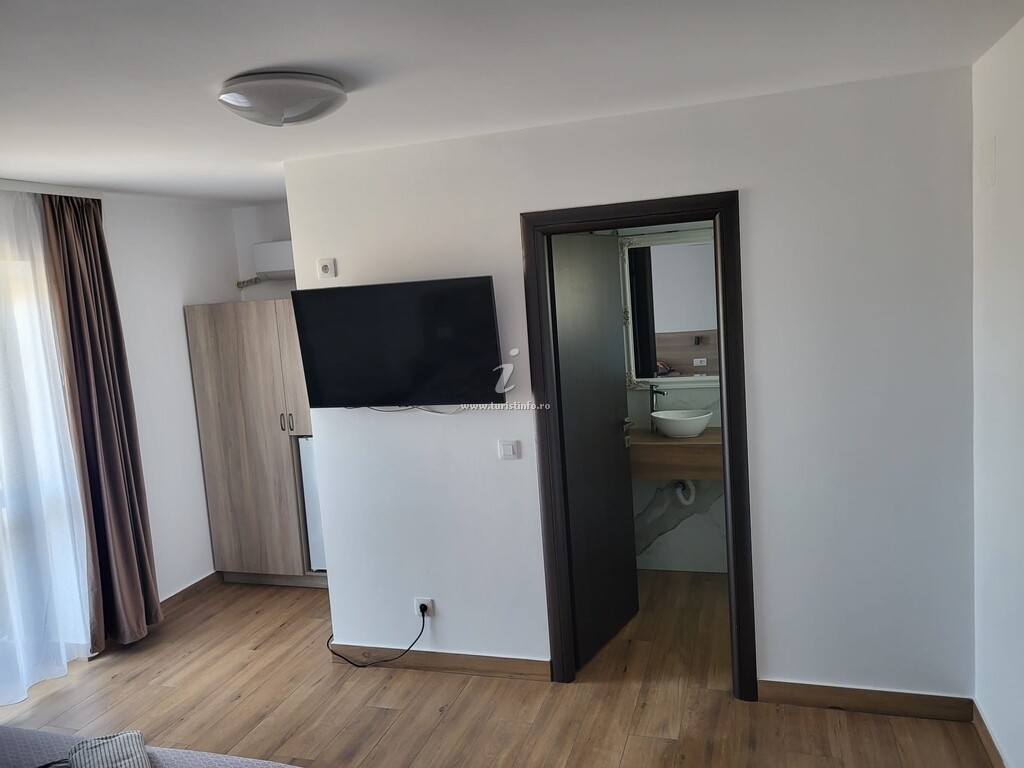 Camere de închiriat Florin