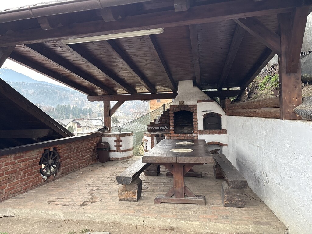 Pensiunea Rustic