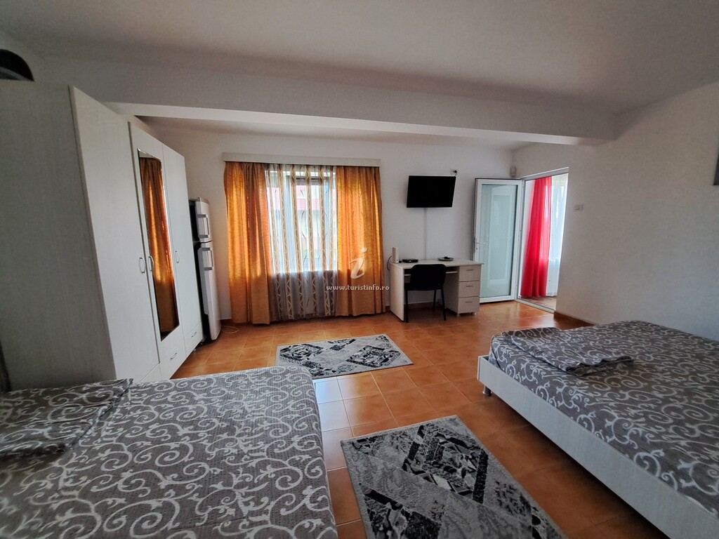 Camere de închiriat Edius