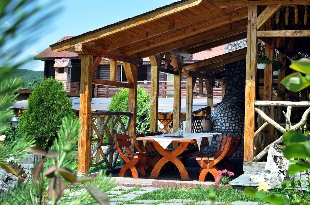 Pensiunea Sarmis