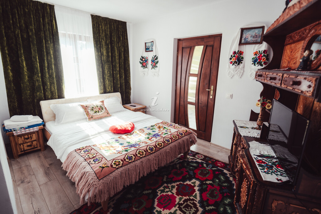 Casa Mary Fluțar