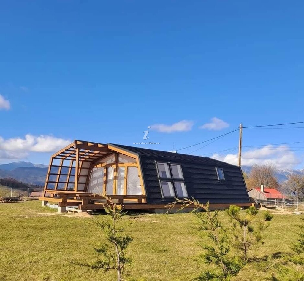 Casa de vacanță Maitreyi