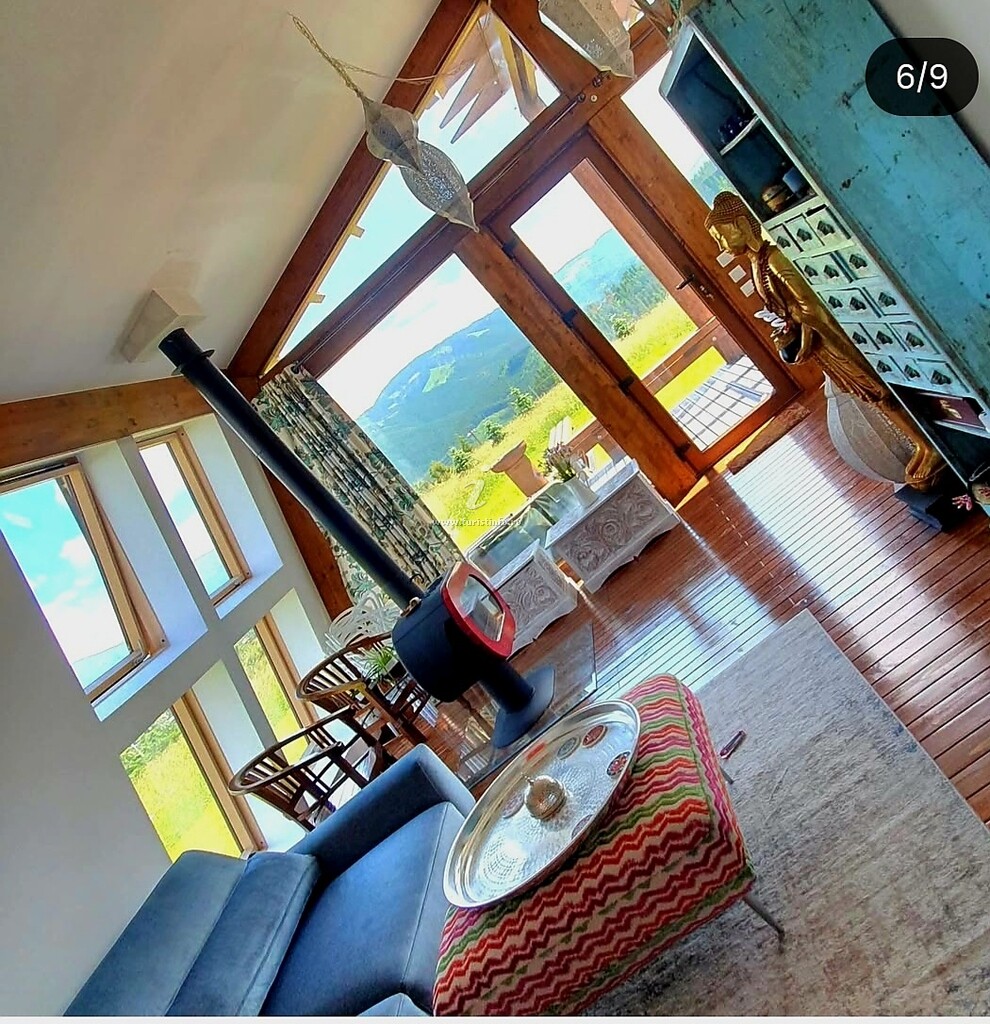 Casa de vacanță Maitreyi