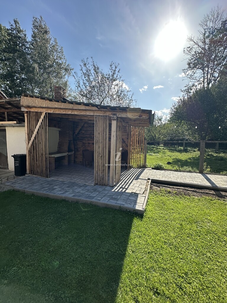 Pensiunea Forest House