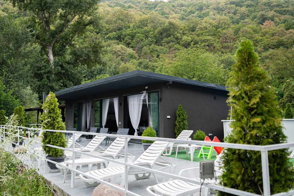 Casa Ricky House