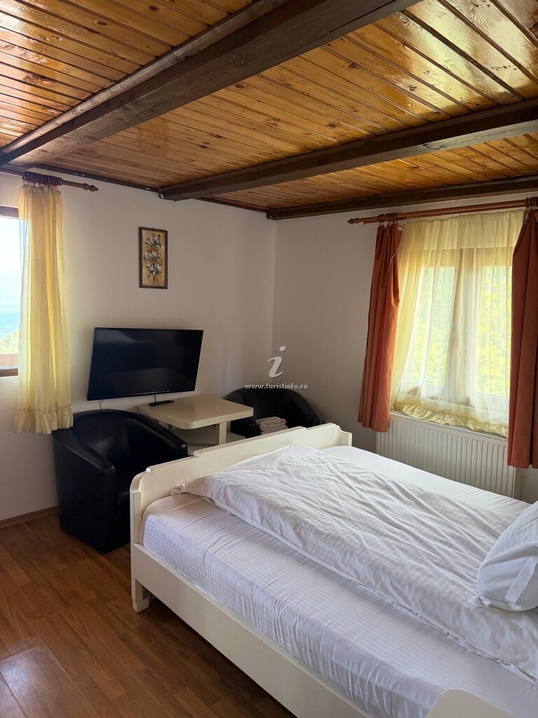 Camere de închiriat STARR
