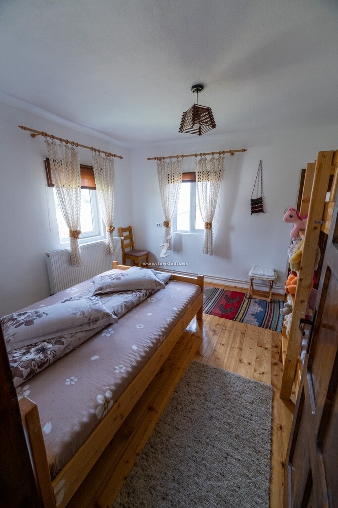 Casa din Deal-Apuseni
