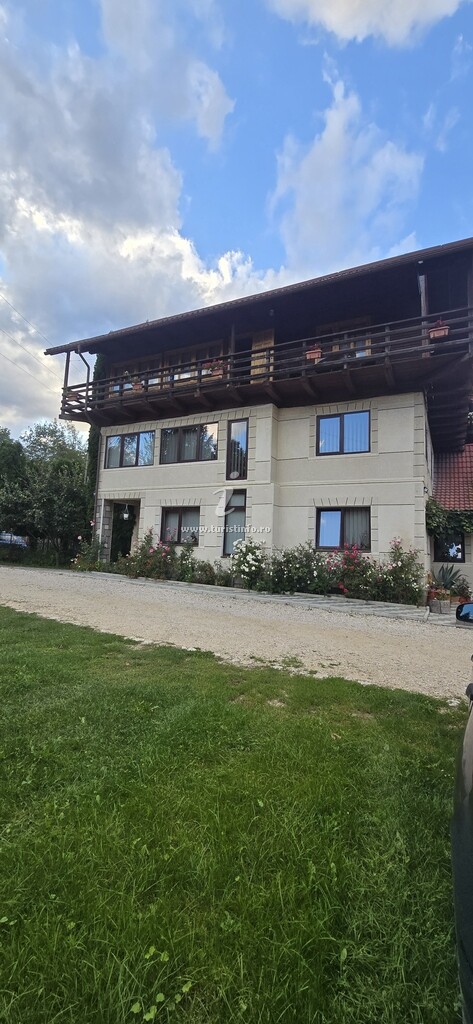 Pensiunea Cuibul Bunicilor