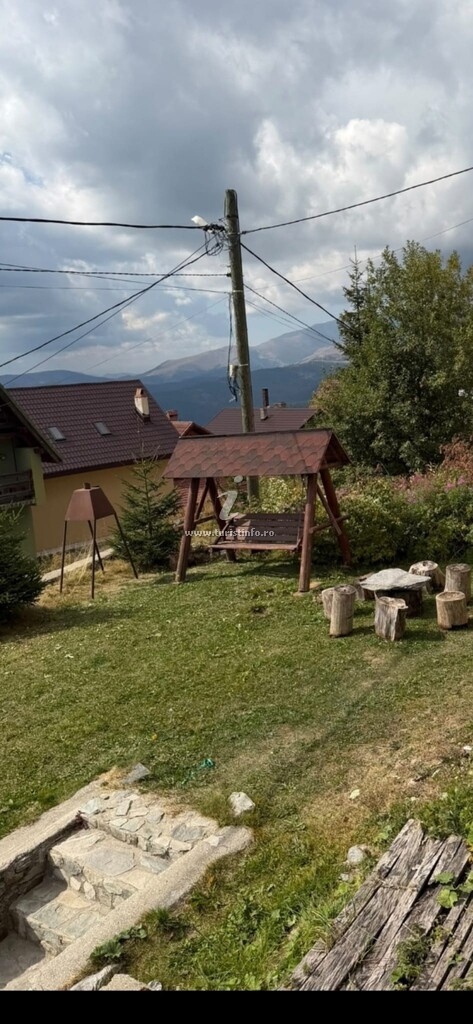 Pensiunea La Felinare